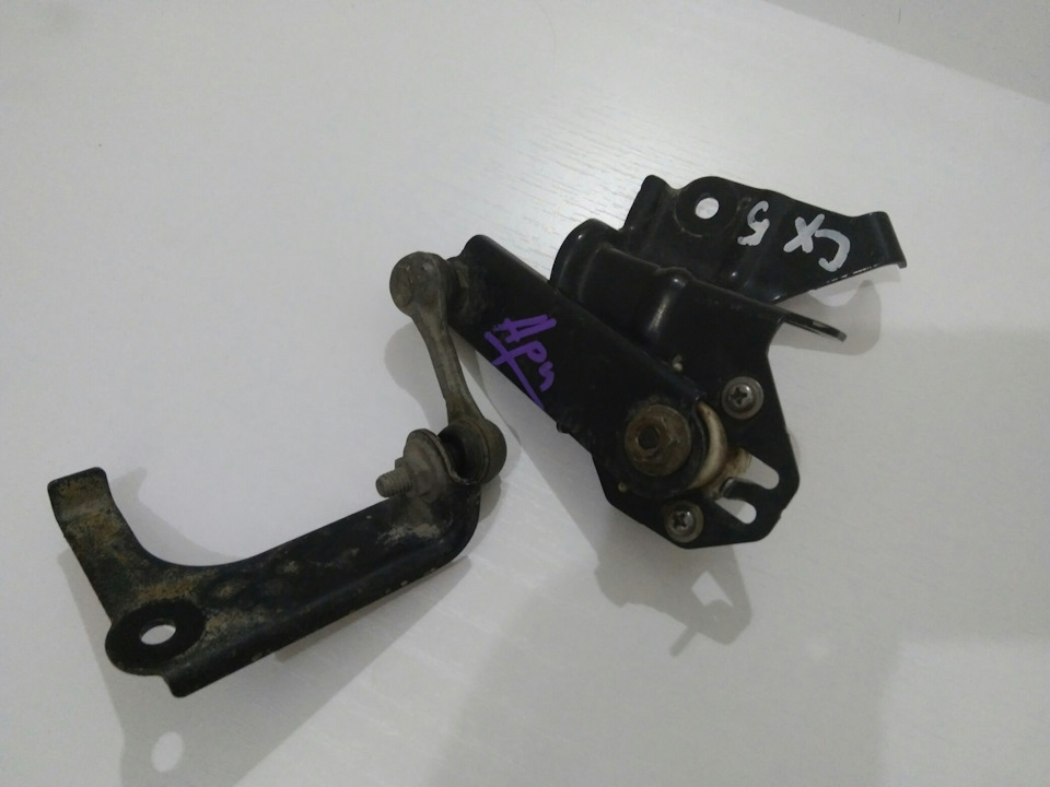 Замена тяги датчика положения кузова Mazda CX-5 — Mazda CX-5 (1G), 2 л ...
