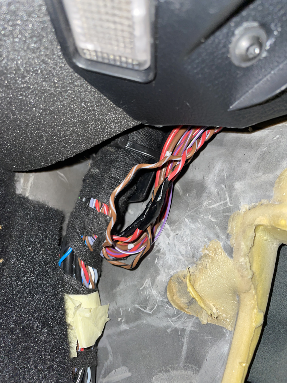 16.1 Сабвуфер не играет — Skoda Superb Mk2, 2 л, 2015 года | автозвук ...