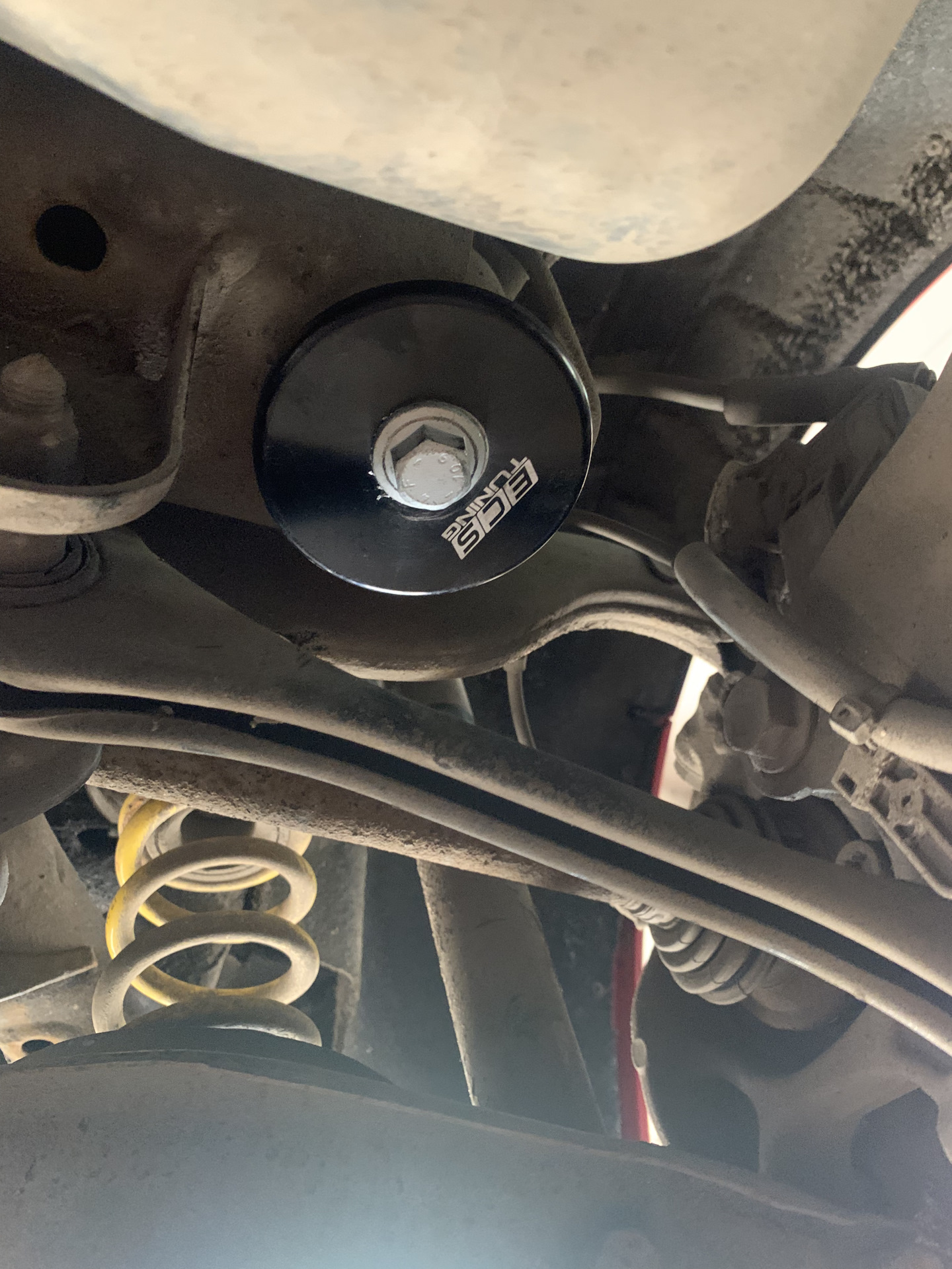 Опоры в подрамники — Volkswagen Golf R Mk7, 2 л, 2014 года | тюнинг ...