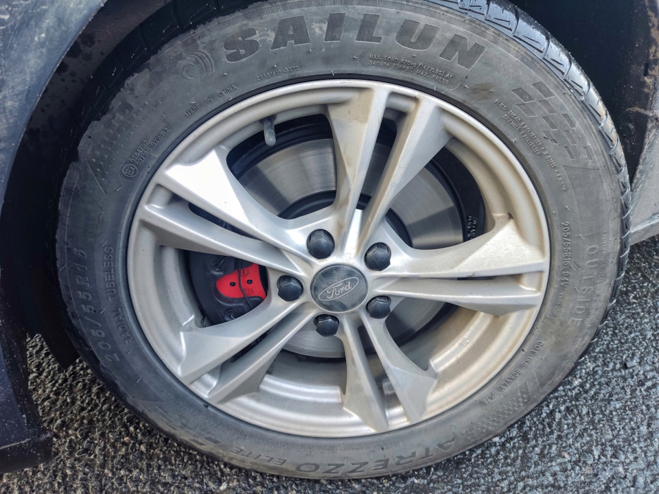 Слегка прикатал. Пока, мне все нравится. Особенно, внешний вид ))) — Ford Focus Hatchback III