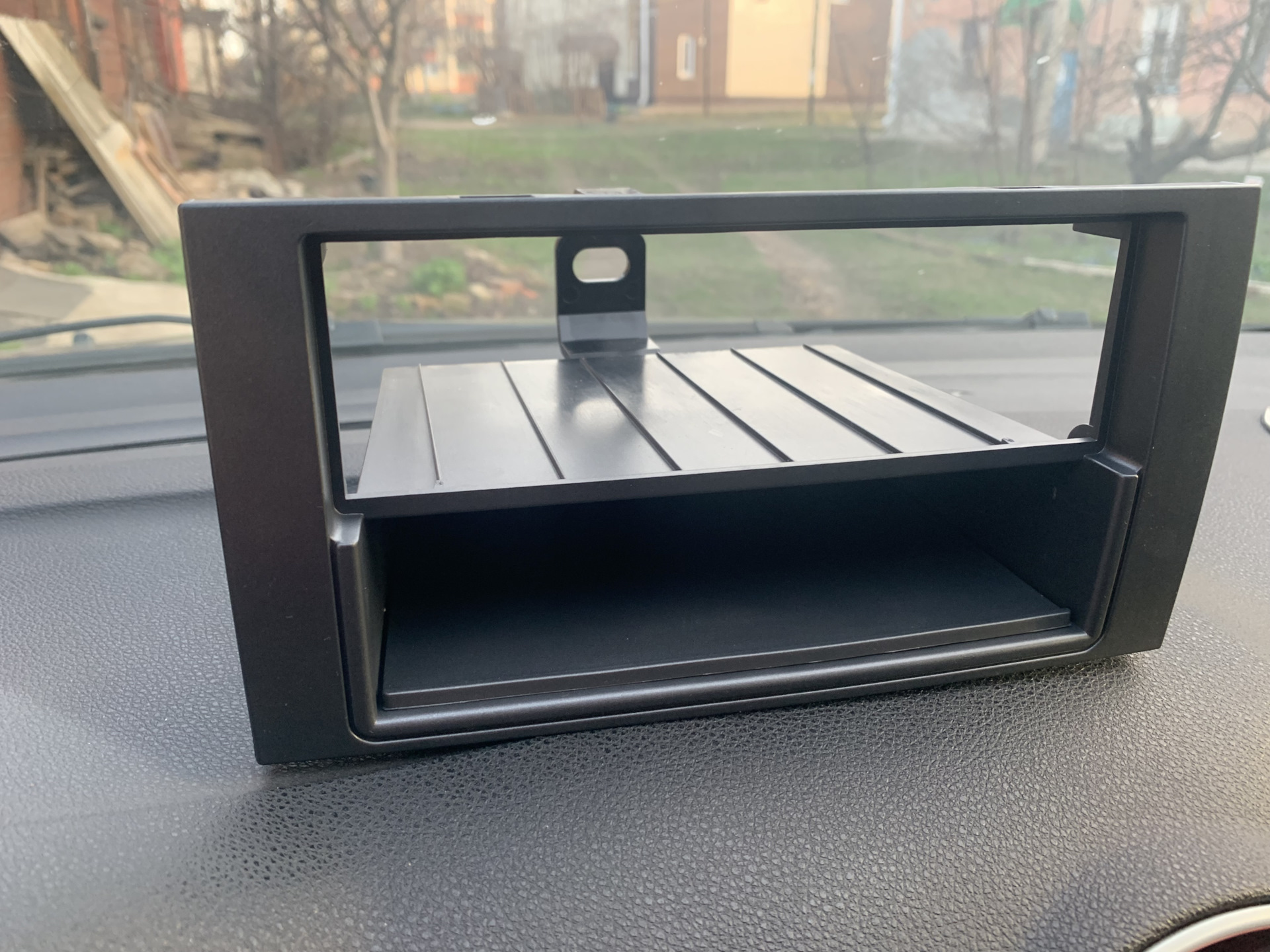 Установка 1 din магнитолы вместо 2din — Ford Focus II Hatchback, 1,4 л ...