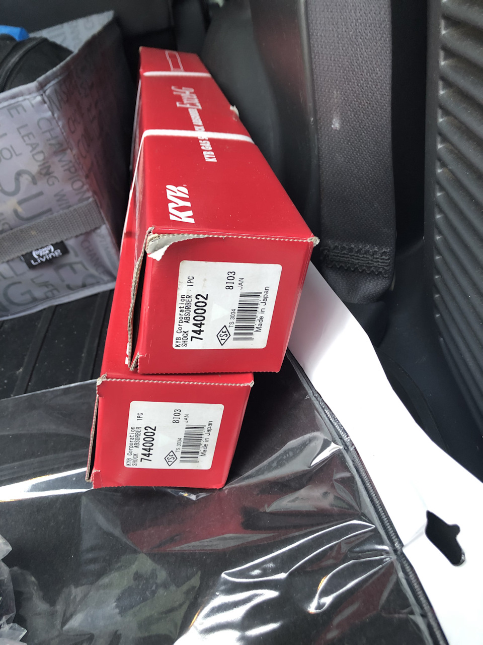 Фото в бортжурнале Toyota Land Cruiser Prado 120-series. Запчасти на фото: 7440002, 3034, B103