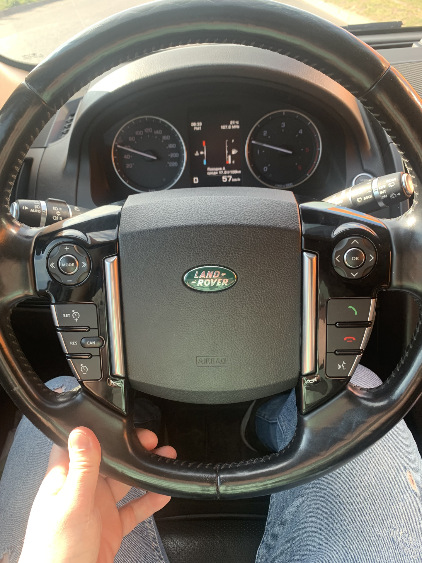 Блоки кнопок руля от Dynamic black — Land Rover Freelander 2, 2,2 л ...