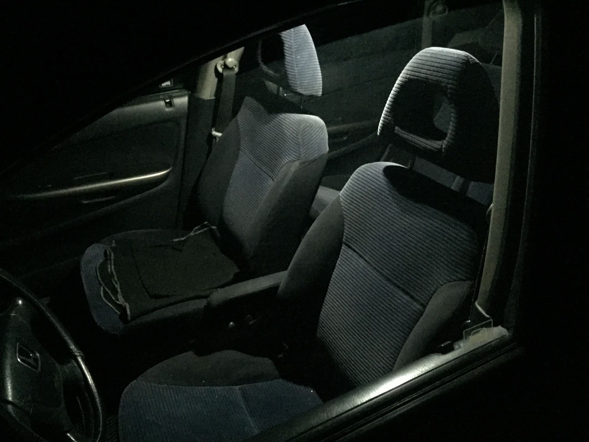 Купить Сиденья Хонда Стрим