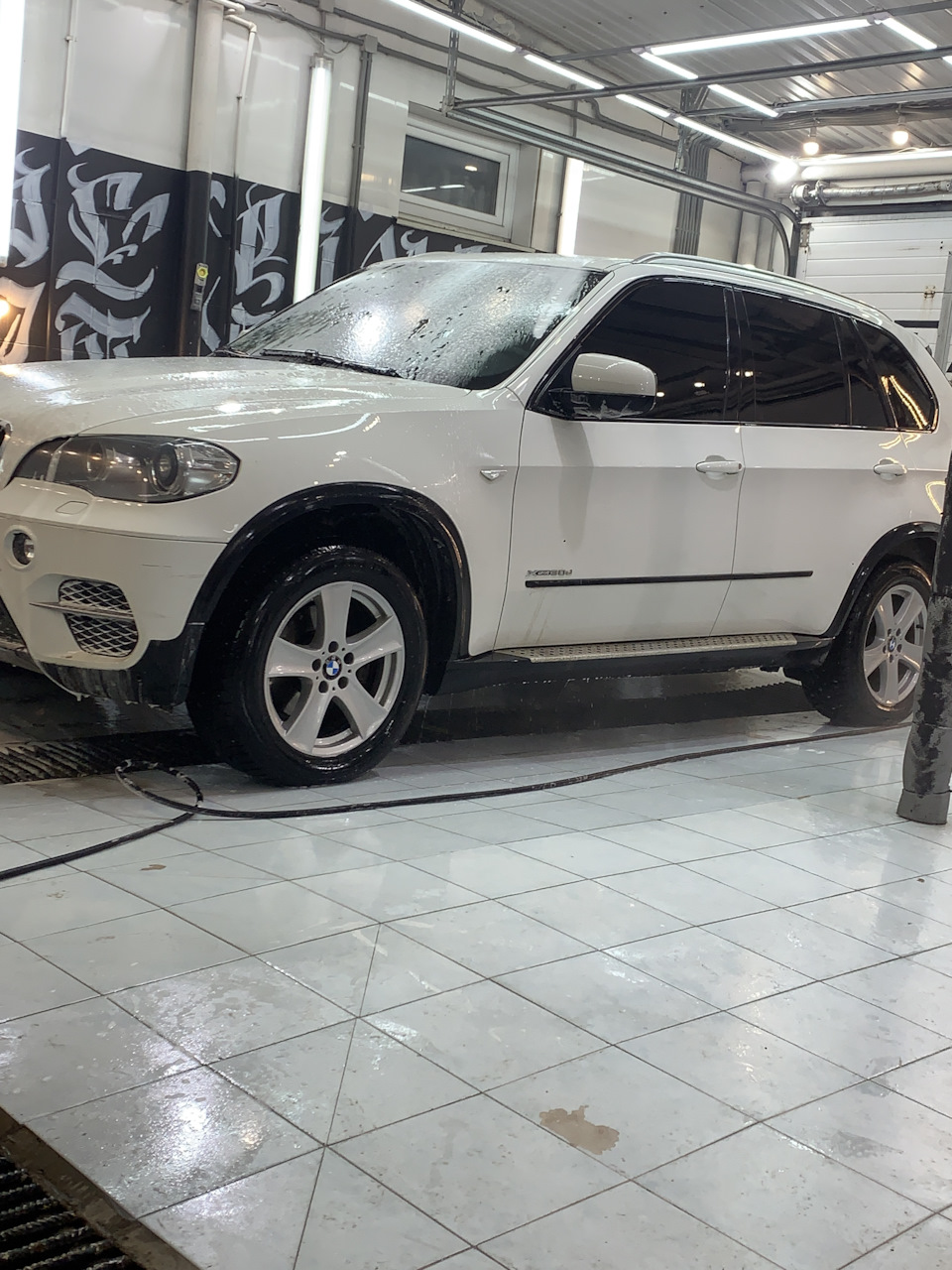 Какую резину взять на зиму? — BMW X5 (E70), 3 л, 2012 года | шины | DRIVE2