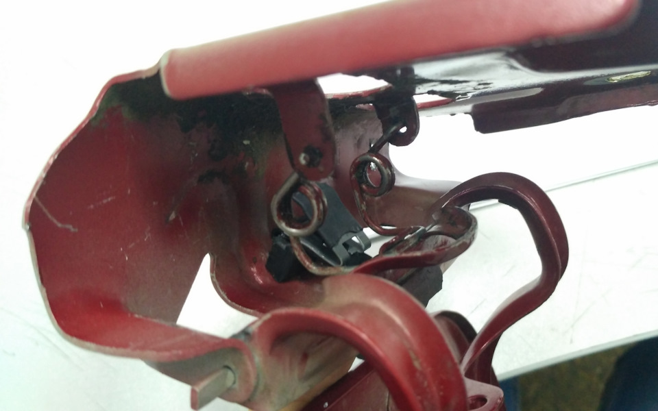 BBkAr8pijTIG B mrERfohbrif8 960 Как открывается бензобак на дастере