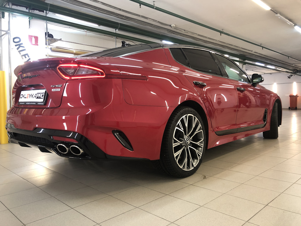 kia stinger аккумулятор