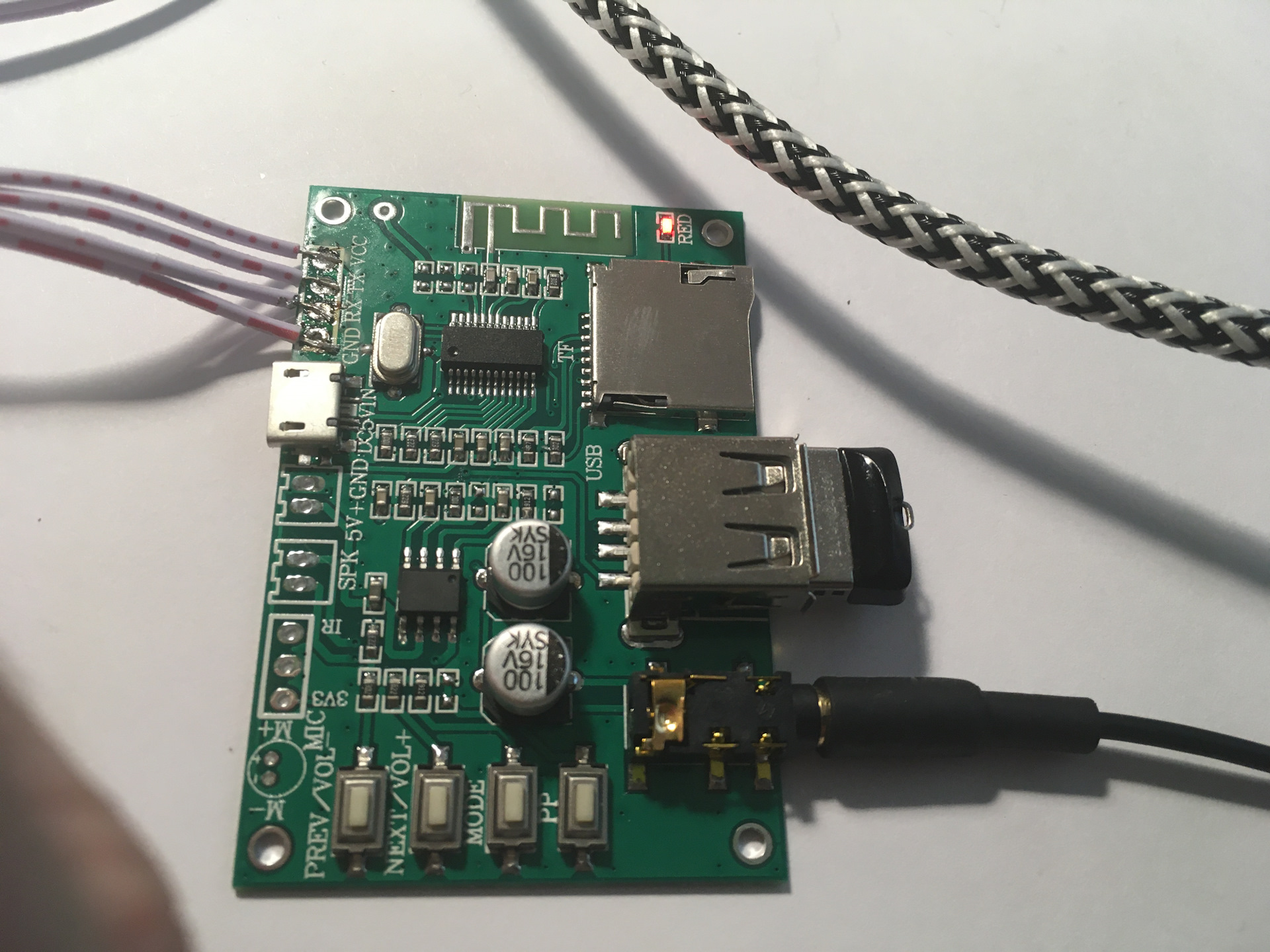 Ардуино уно с блютуз модулем. Схема подключения hc-05 к ардуино. Dx-bt18. Hc-05 bluetooth module arduino. Bluetooth модуль hc-05 схема.