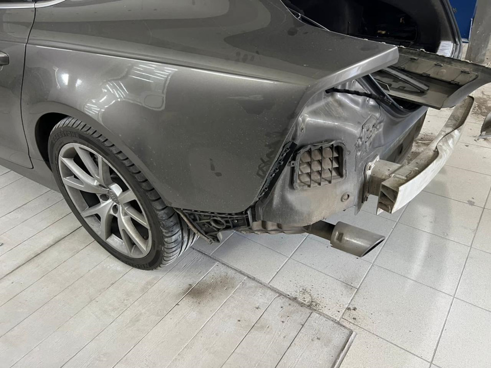 Окраска бампера и Арок задних крыльев! — Audi A7 Sportback (1G), 3 л ...