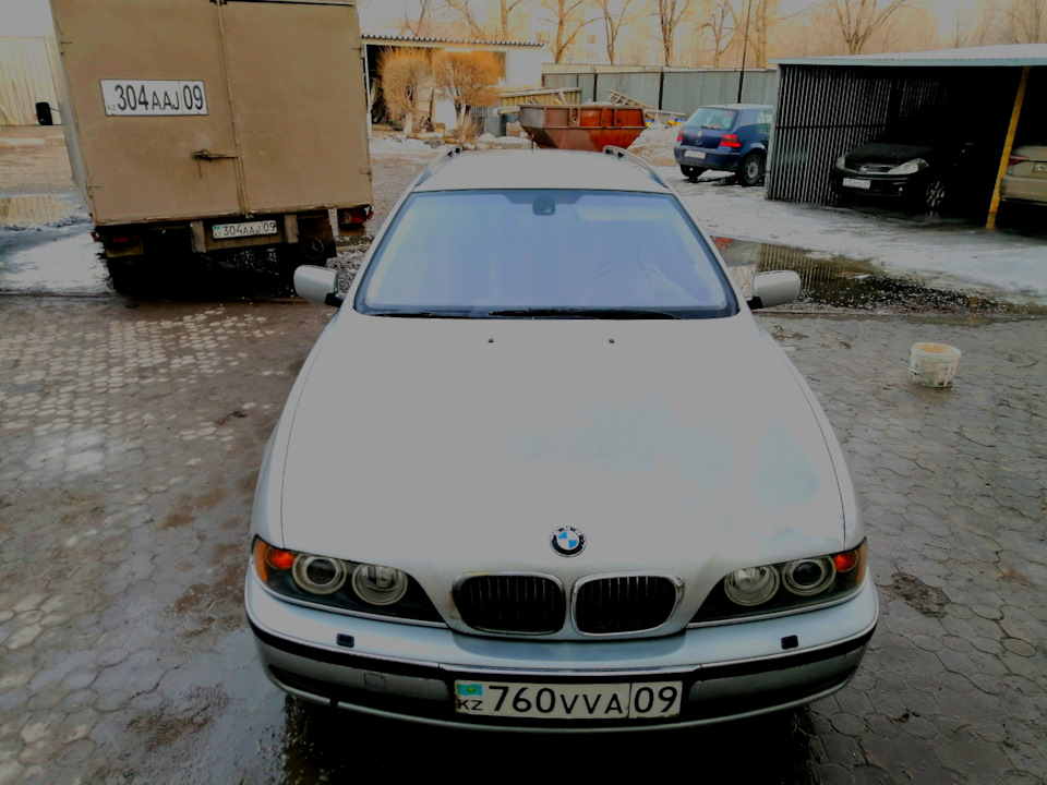 10. Лобовое стекло BENSON. — BMW 5 series Touring (E39), 2 л, 1998 года ...