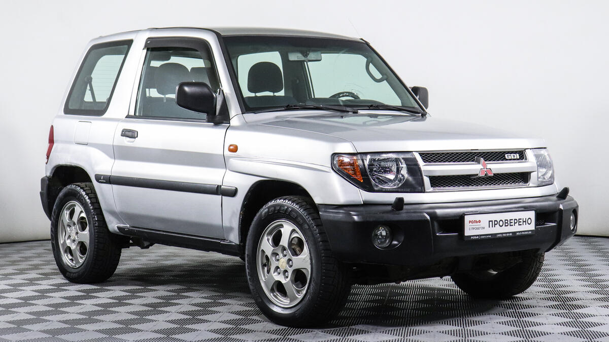 Mitsubishi pajero pinin 1.8. Мицубиси Паджеро Пинин 2000. Мицубиси Паджеро Пинин 2002. Митсубиси Паджеро Пини.