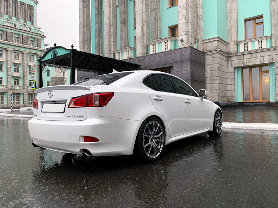 Обучение люка lexus is250