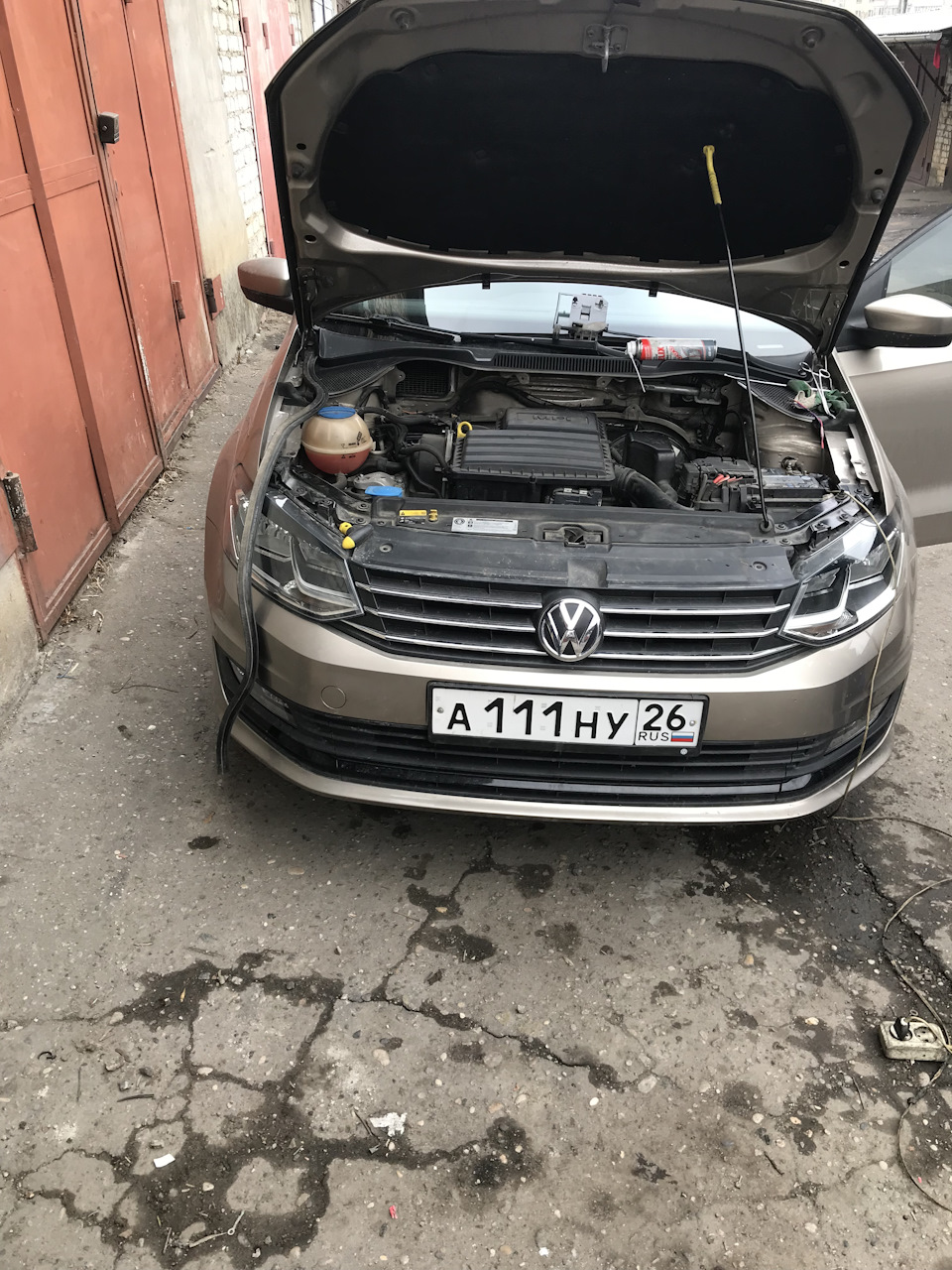 Замена салонного фильтра — Peugeot 307, 1,4 л, 2007 года | расходники ...