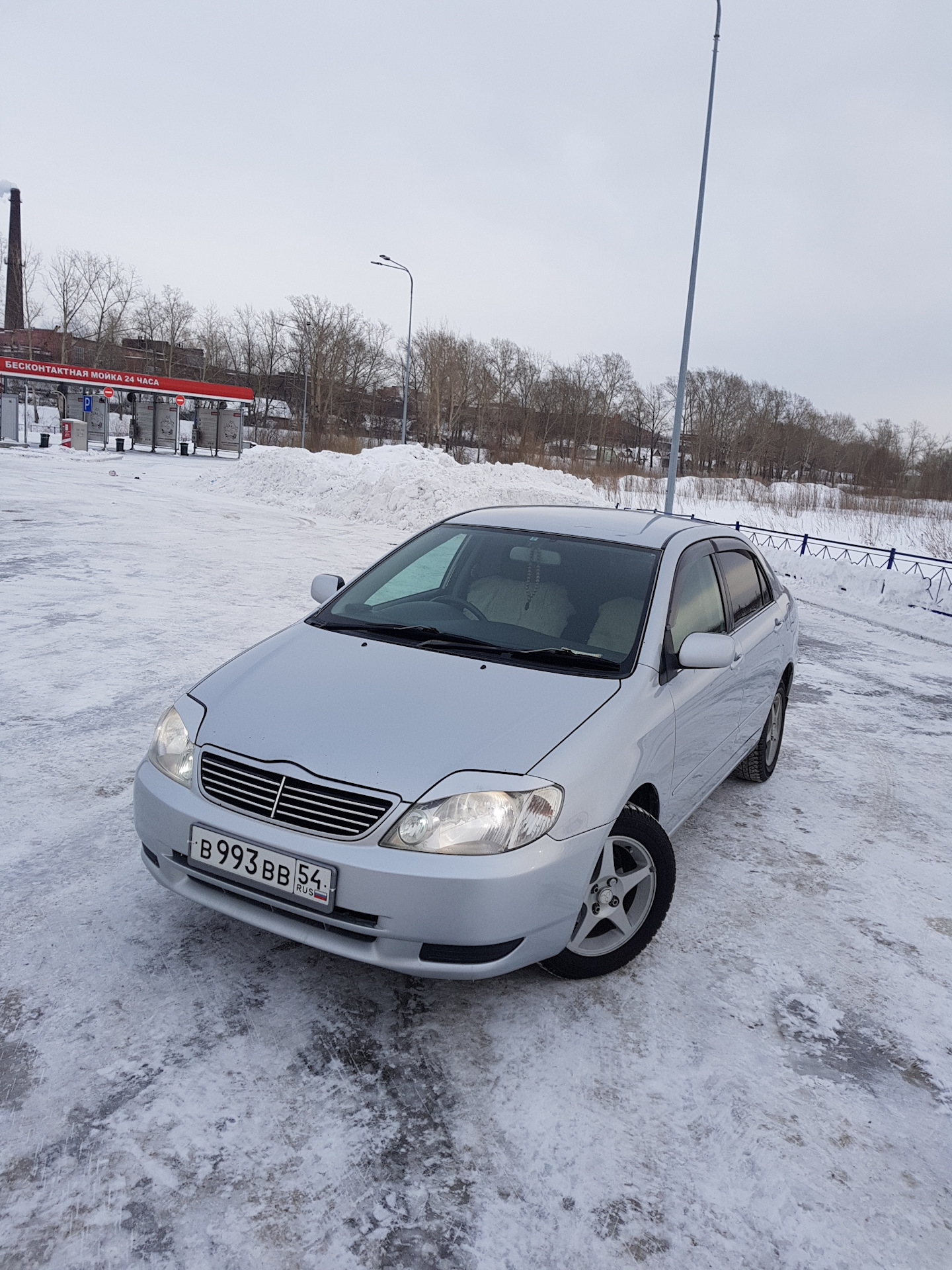 Тойота королла nze 121. Решетка LX-Mode Toyota Corolla 120. Решетка радиатора Toyota Corolla Fielder NZЕ - 121. 2005 Год LX-Mode nze120. Каролла nze 121 Тюнг решетка.