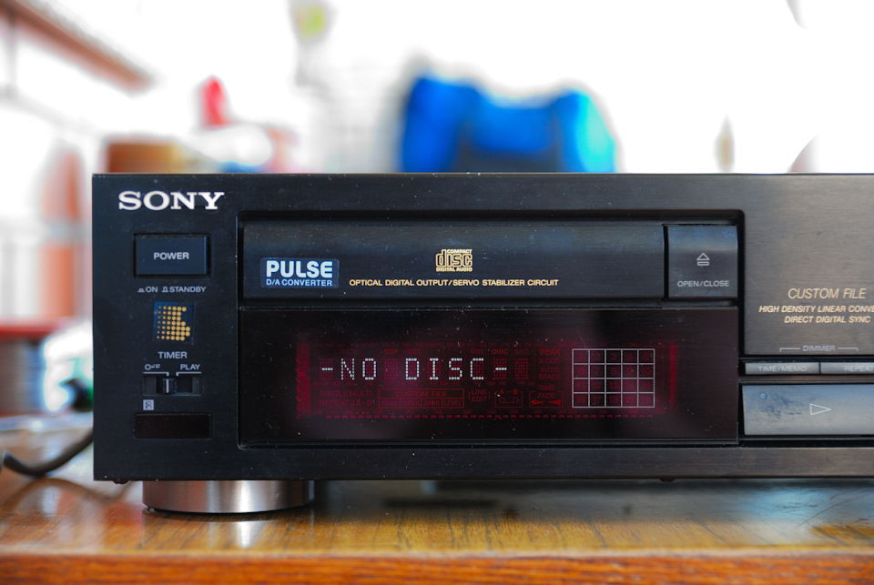 SONY コンパクトディスクプレーヤー　CDP-991 s-l400.jpg