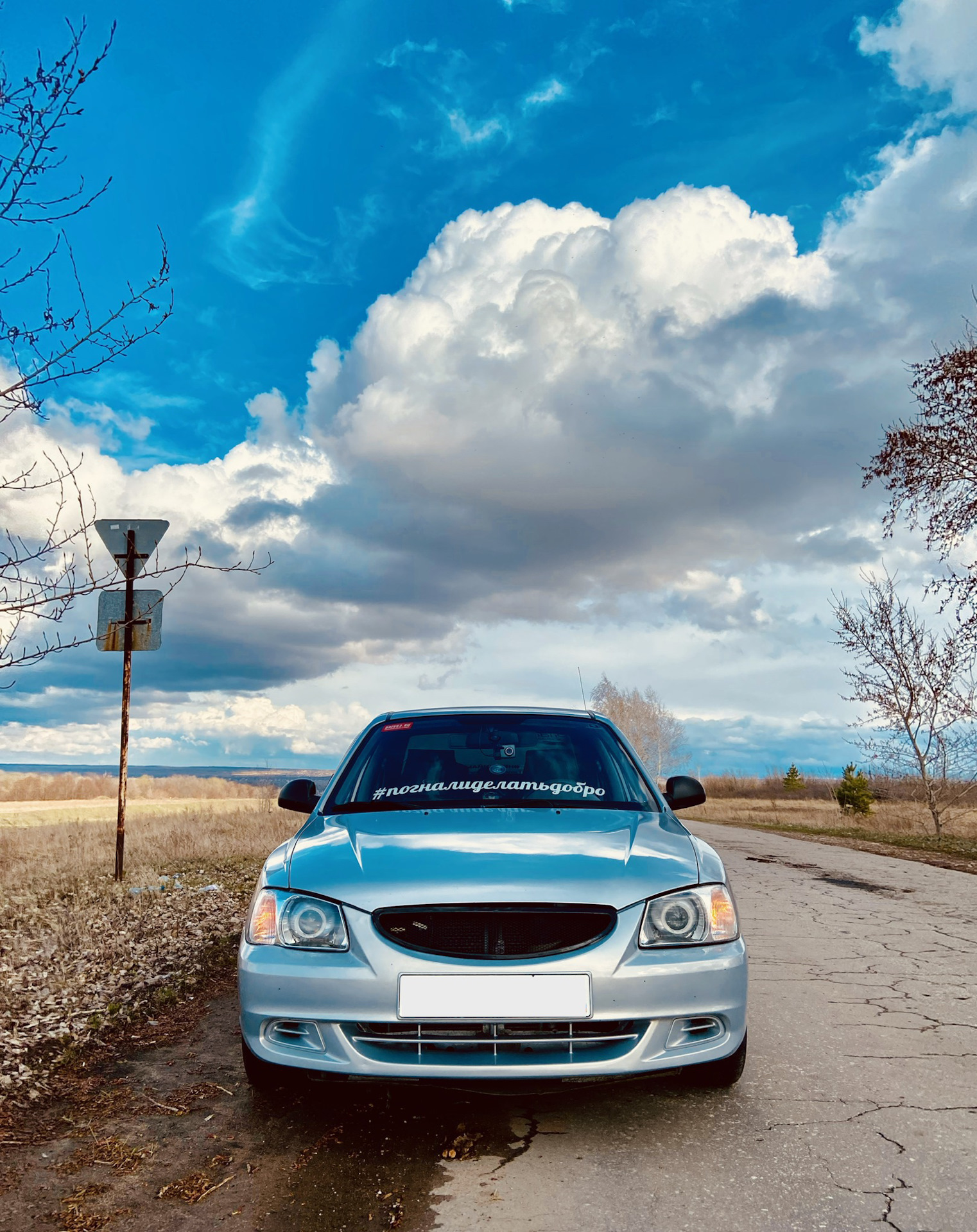 Фотографии машины hyundai accent