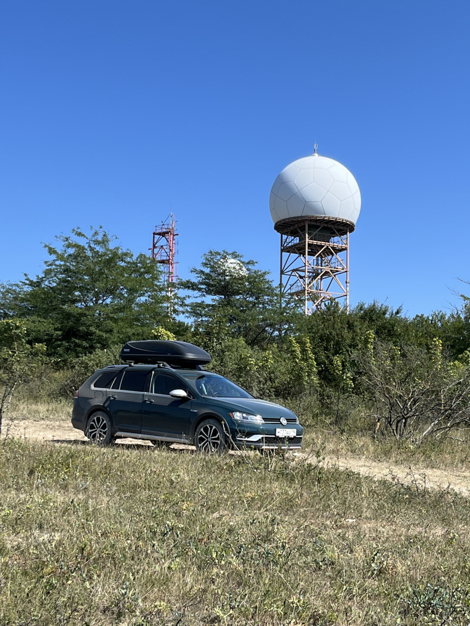 Лысая гора заставит полысеть даже с 4motion😬 — Volkswagen Golf Alltrack  (Mk7), 1,8 л, 2019 года | покатушки | DRIVE2