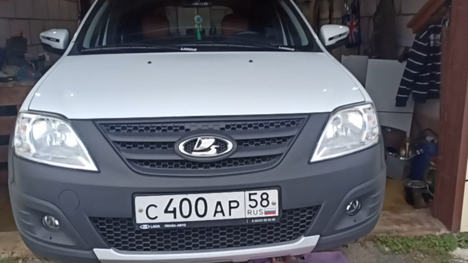 Замена стекла ПТФ — Lada Largus Cross, 1,6 л, 2020 года | запчасти | DRIVE2