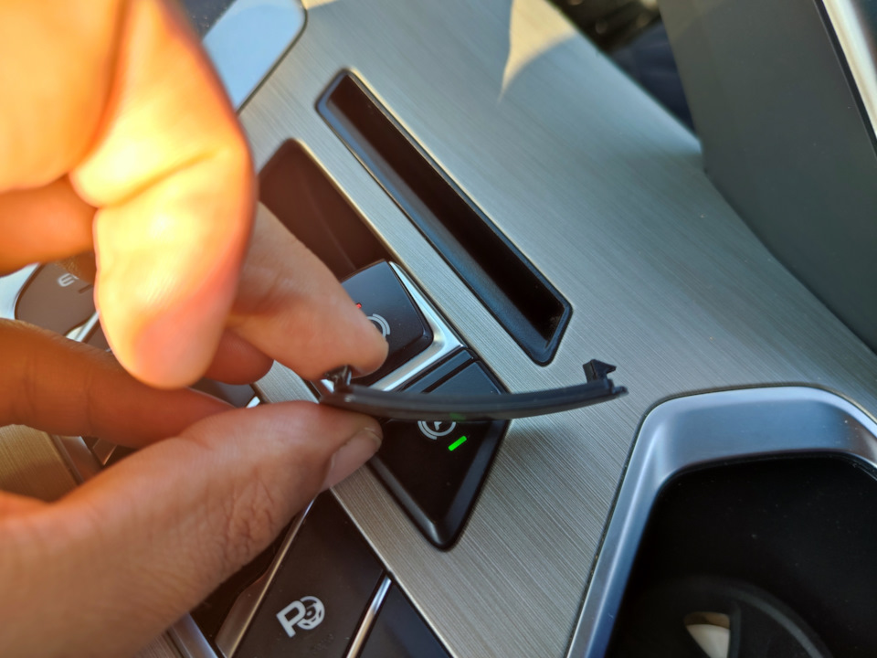 Заглушка в место установки кнопки ГЛОНАСС ? (Временный пост) — Geely ...