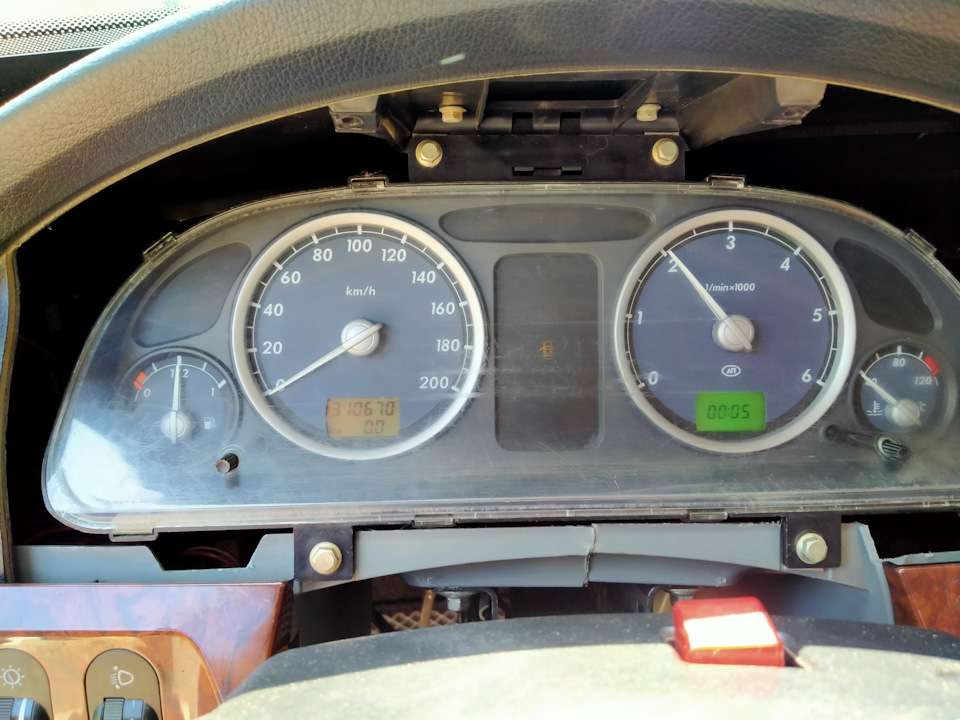 Замена приборки — ГАЗ 3102, 2,4 л, 2008 года | запчасти | DRIVE2