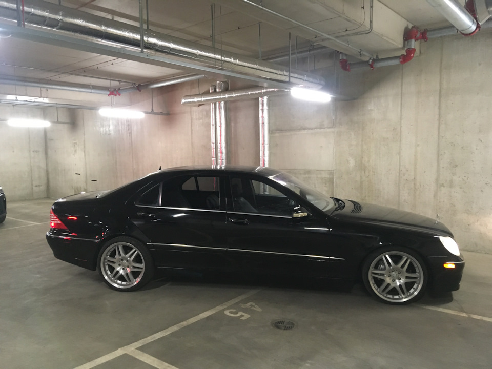 Фото в бортжурнале Mercedes-Benz S-Class (W220)