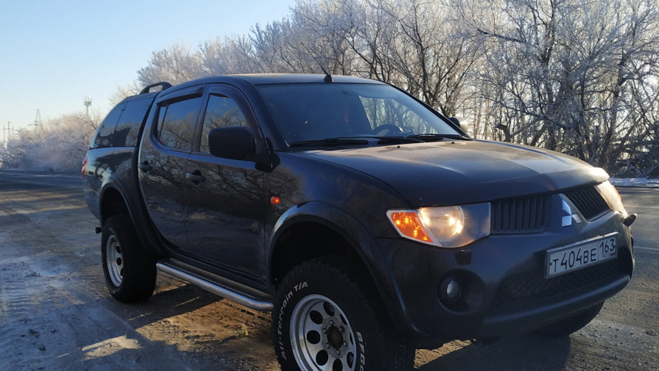 Масло в антифризе — Mitsubishi L200 (4G), 2,5 л, 2007 года | наблюдение ...