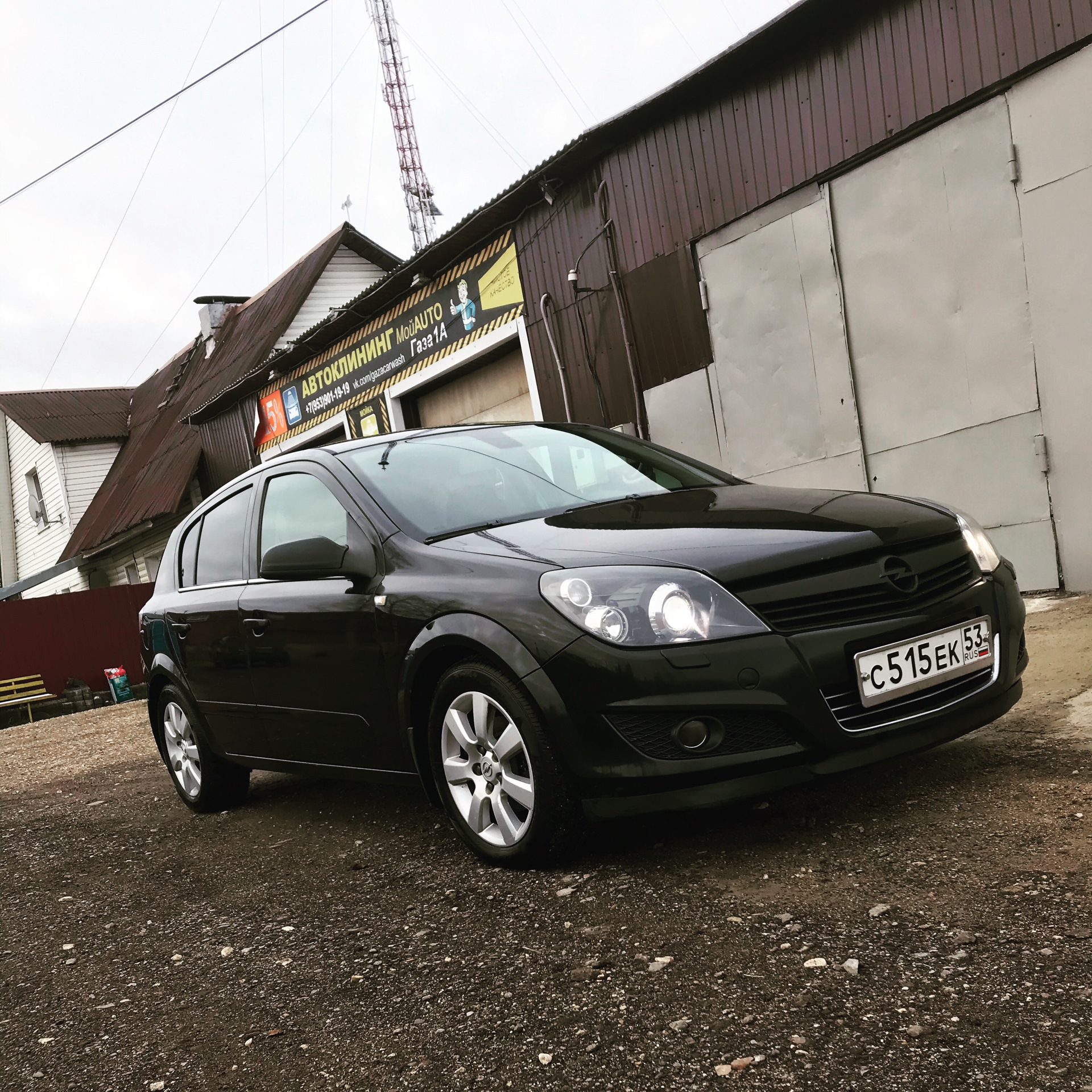 Опель антихром. Антихром решетка опель инсигния. Решетка радиатора opel astra h gtc. Опель антихром. Опель антихром.