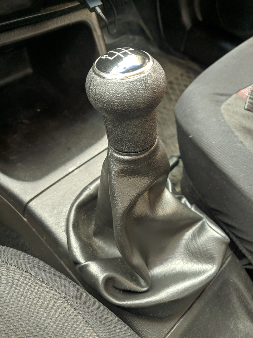 Тюнинг#2 Ручка КПП с Али — Volkswagen Golf Mk3, 1,6 л, 1994 года ...
