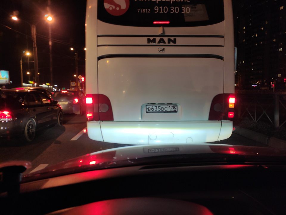 Диоды — Honda CR-V (RE). Запчасти на фото: 812910