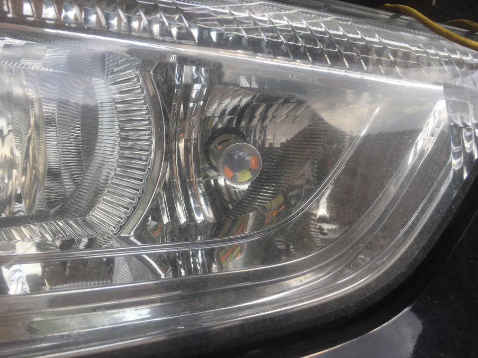 Диодные лампы в поворотники с дхо — Mitsubishi ASX, 1,8 л, 2013 года ...