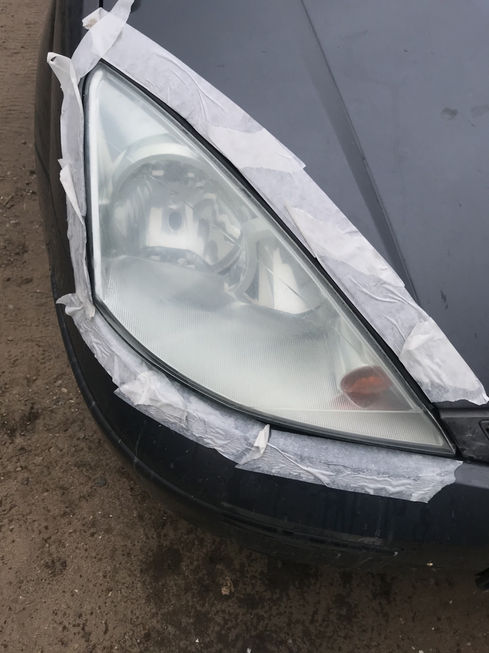 8.Помутнела одна фара… Немного о лампах головного света — Ford Focus I ...