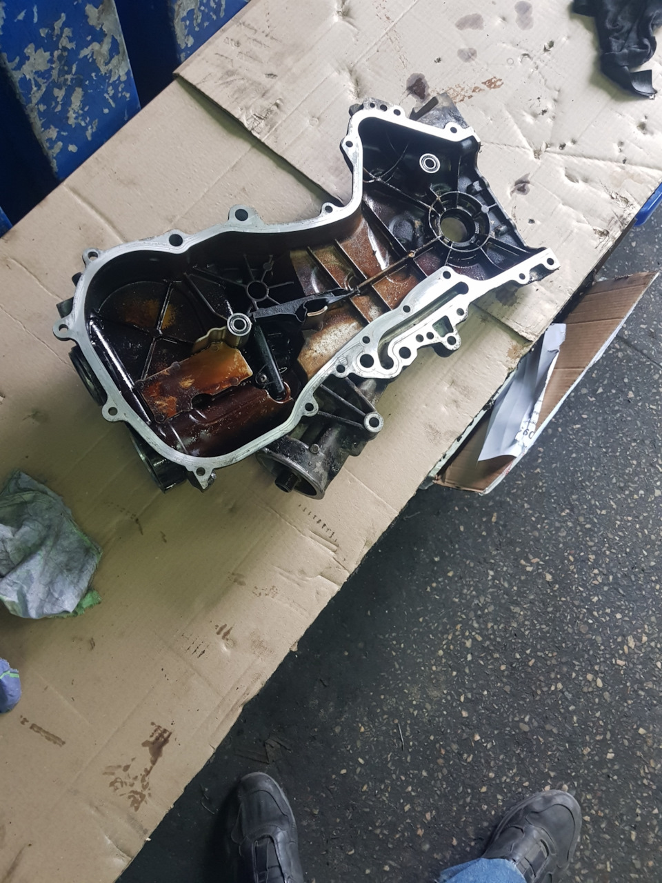 Какое масло лили…в гбц — Volkswagen Polo Sedan, 1,6 л, 2011 года ...