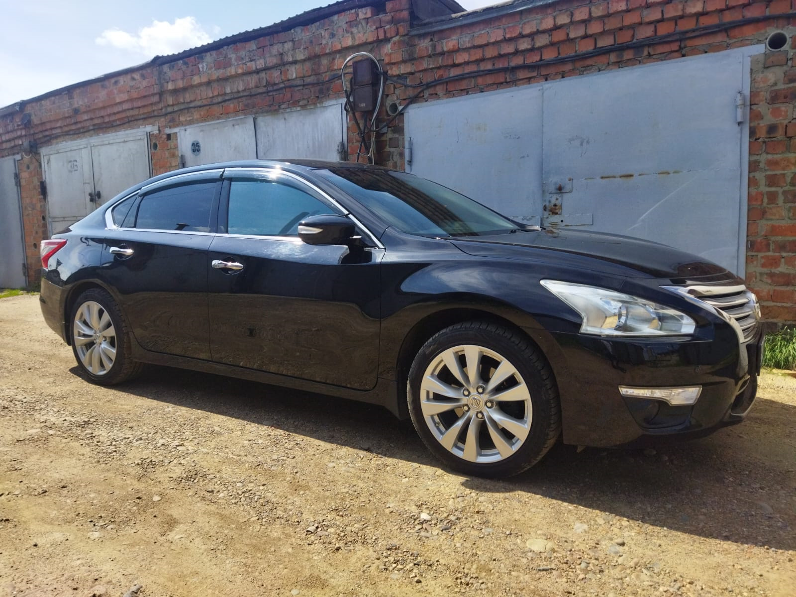 Nissan Fuga 2014