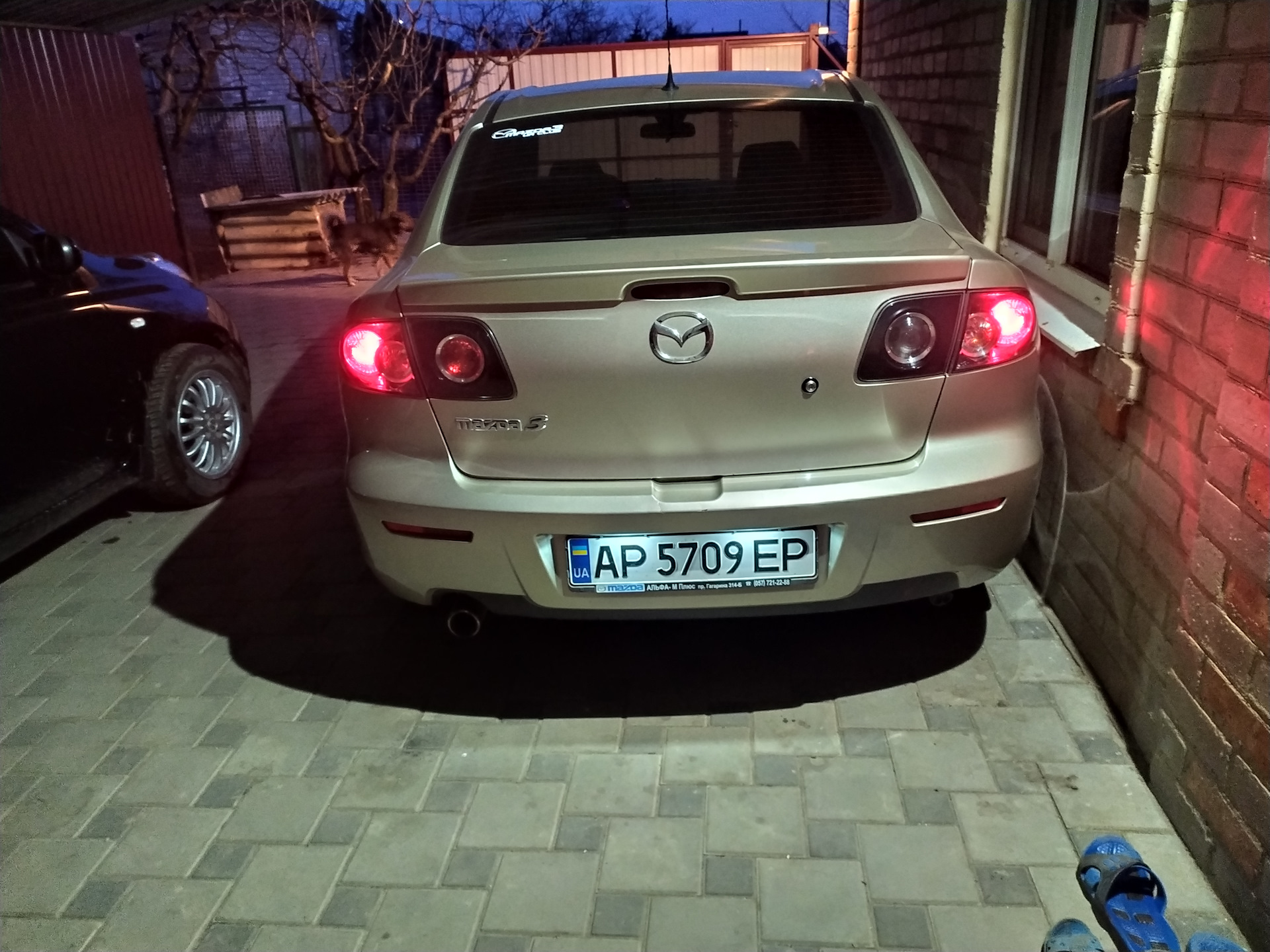 Mazda 3 2008 1.6 лампочки габариты