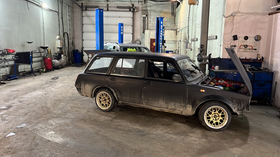 Боевая классика — Lada Vesta SW Cross (1G)