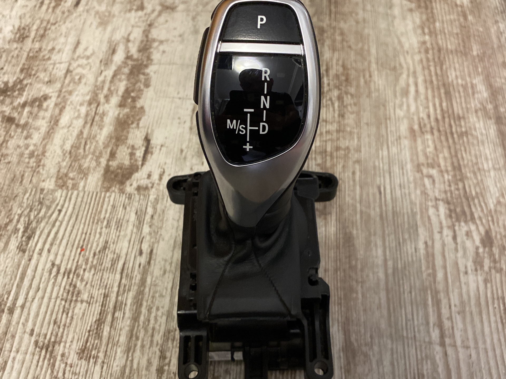 Спорт селектор. Бардачок водителя BMW x3. Селектор спорт БМВ е63. Спорт селектор ф30. Спорт селектор е60.