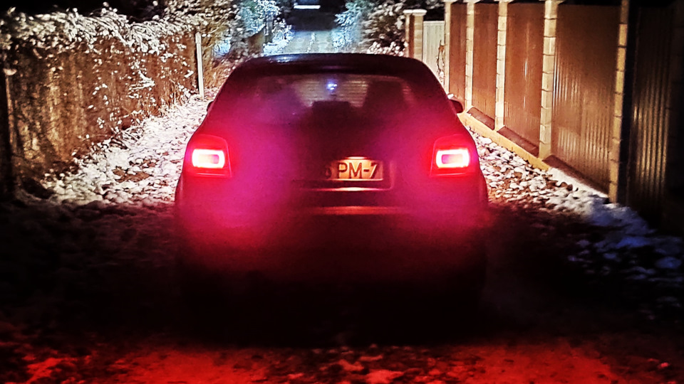 магнитола Audi concert 2 CD — Audi A3 (8P), 1,6 л, 2006 года | поломка ...