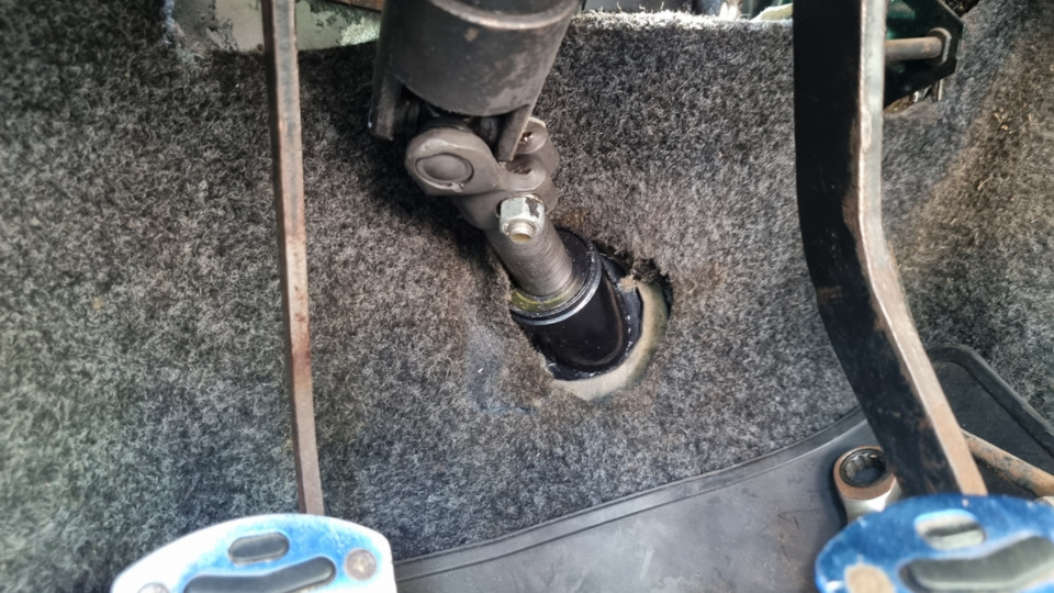 Так выглядит из салона — ИЖ 2126