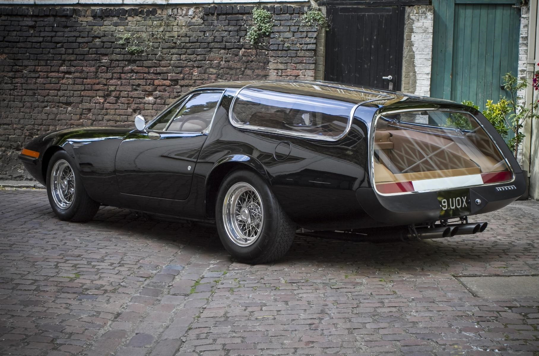 Ferrari shooting Brake