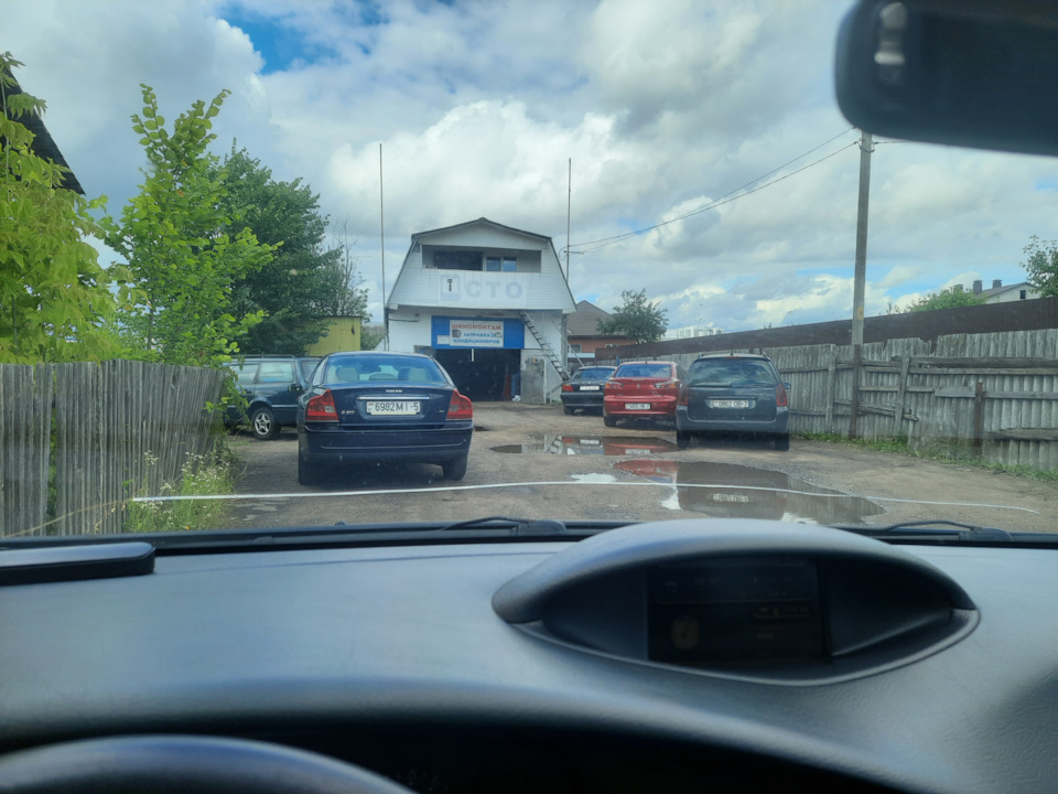 Замена сайлентблоков левого рычага, стойки стабилизатора, шаровых опор ...