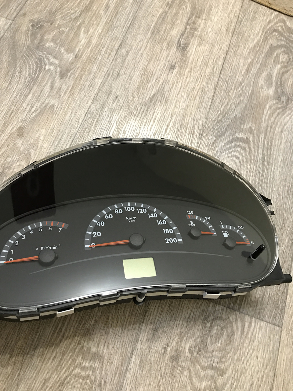 Монитор бортового компьютера — Lada Калина хэтчбек, 1,6 л, 2011 года ...