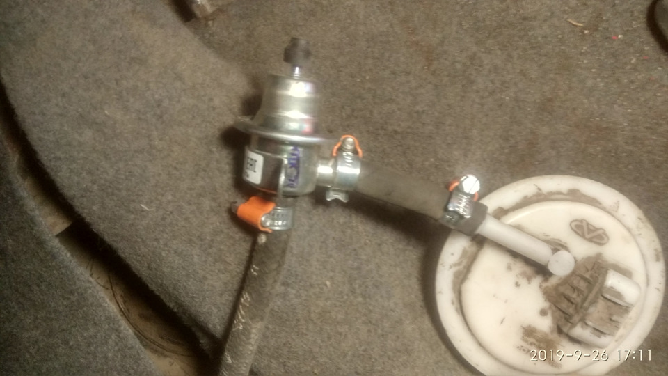 регулятор давления топлива тигго т11. регулятор давления топлива клапан tiggo 2,4. 4. 6 2013 года. регулятор давления топлива chery tiggo.