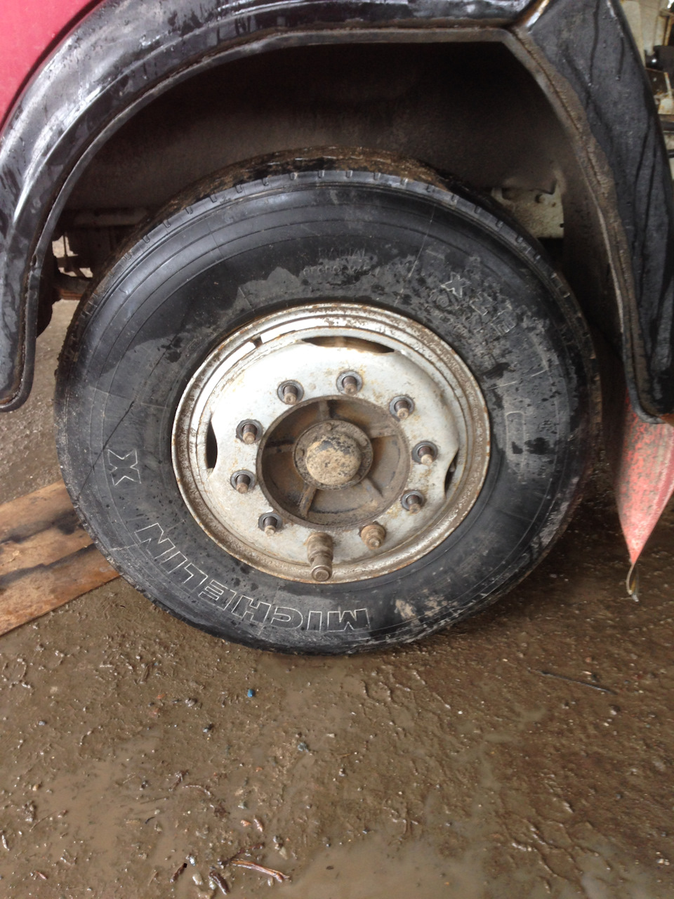 4 — КАМАЗ Золотарь