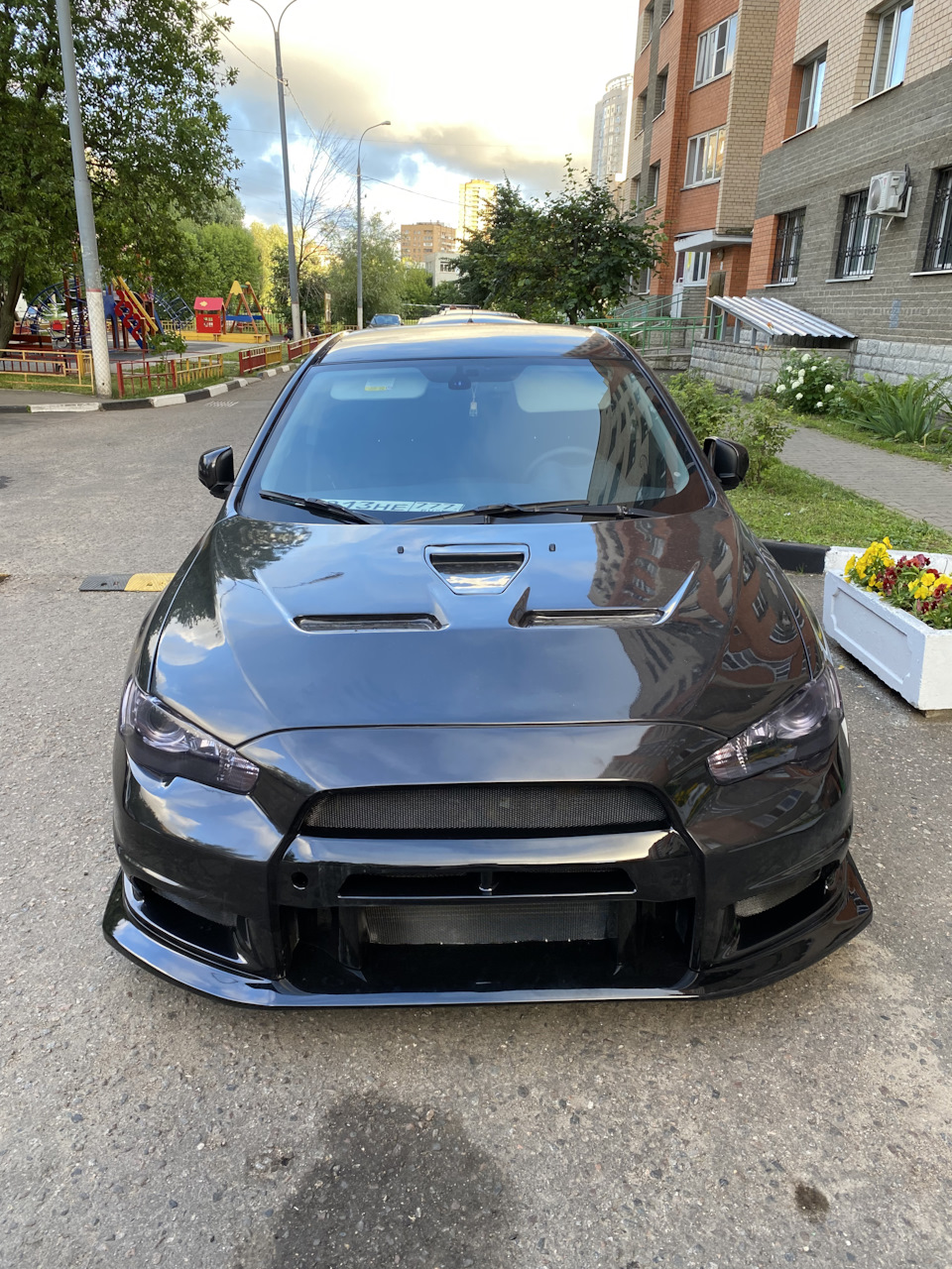 Капот на mitsubishi lancer x