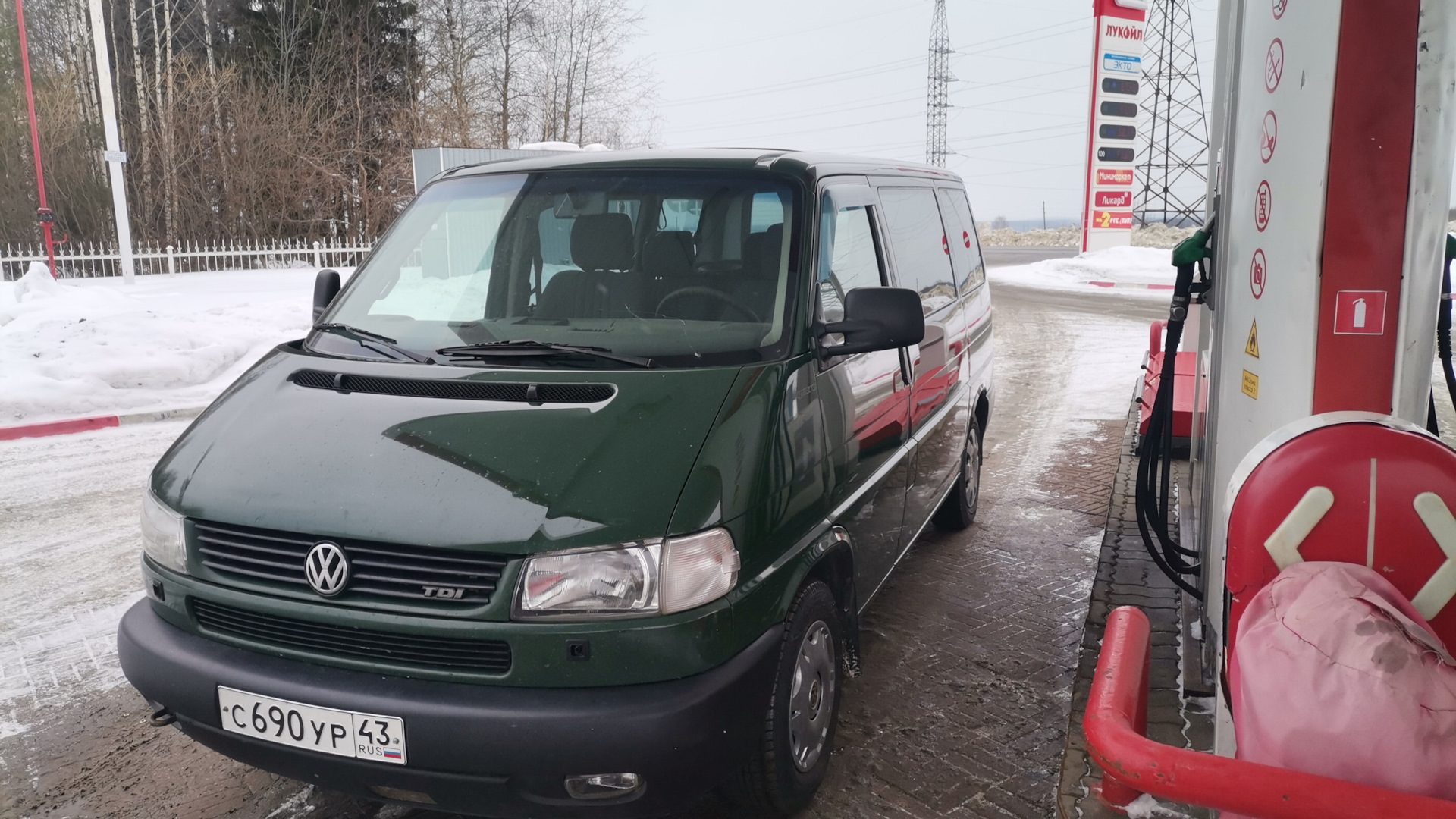 Volkswagen Caravelle (T4) 2.5 дизельный 2001 | на DRIVE2