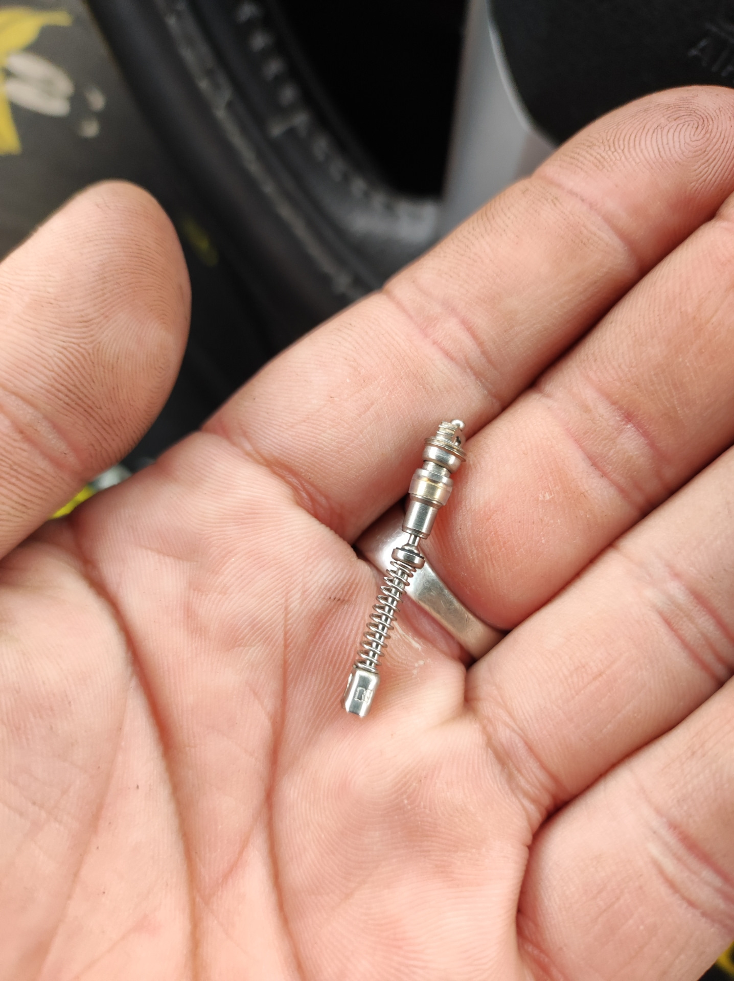 моргает лампочка овердрайв тойота. подключение ходовых огней через реле 4 контактное схема подключения. д моргали. деревня моргали пермь. схема включения поворотников мтз.