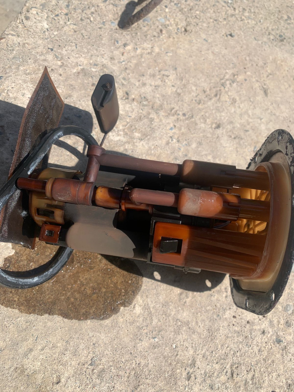 Замена топливного фильтра санта фе 2.7 — Hyundai Santa Fe (1G), 2,7 л ...