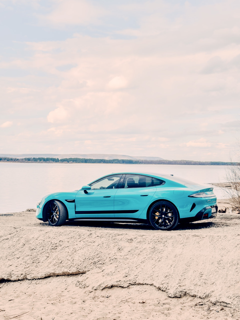 Фото в бортжурнале Xiaomi SU7