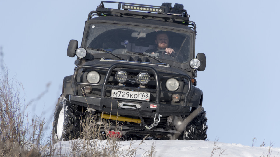Уаз хантер из будущего. Уаз хантер самара. Уаз хантер (uaz hunter). Уаз hunter 2023. Злая решетка на уаз 469.