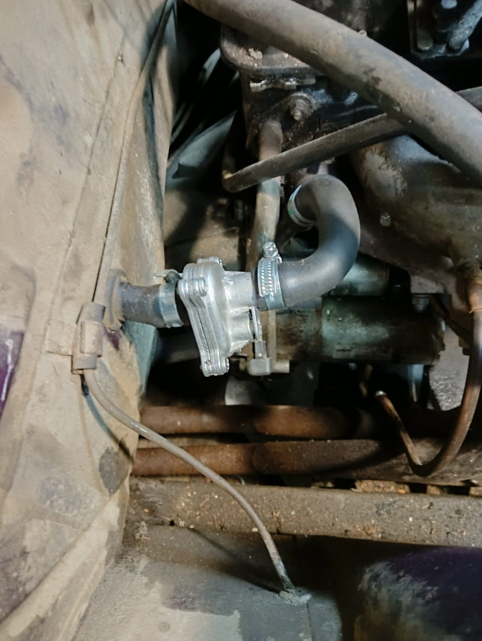 Замена радиатора и крана отопителя ИЖ ОДА 2126 — ИЖ 2126, 1,6 л, 2001 ...